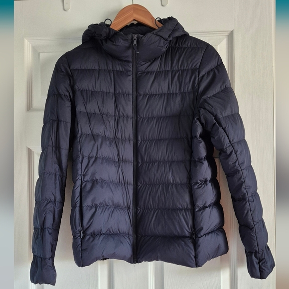 Uniqlo Packable Ultra Light Down Jacket - Navy - EUC - Picture 7 of 16